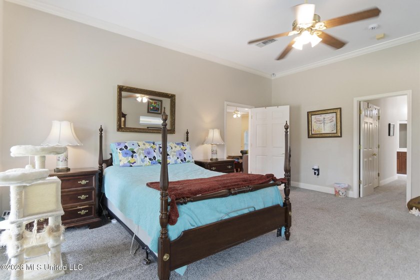 Welcome home to this charming 3-bedroom, 2-bath residence in the - photo 14