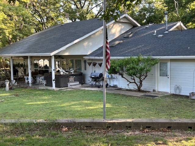 Discover your private retreat near beautiful Lake Hudson with - photo 16