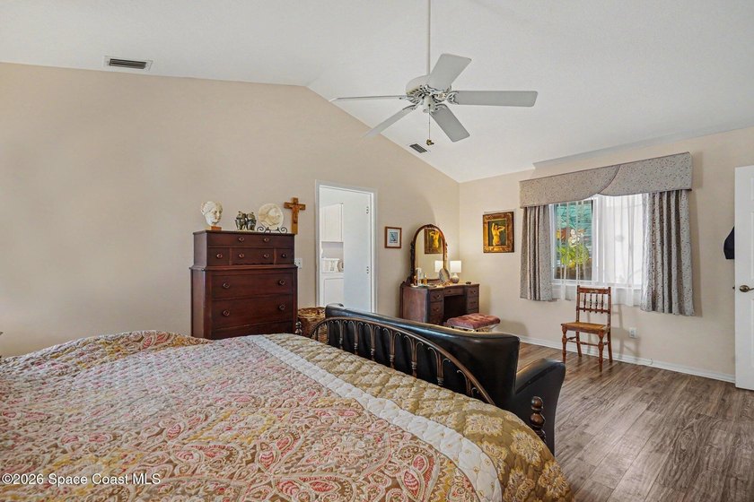 Resort-style country club living awaits in this beautifully - photo 15