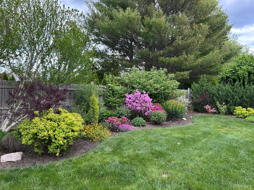 Welcome Home To This Stunningly Renovated Bellport Colonial - photo 27