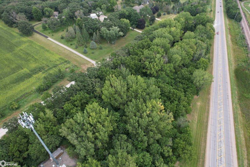 5.72 Acres within the city limits of Clear Lake. Located on - photo 7