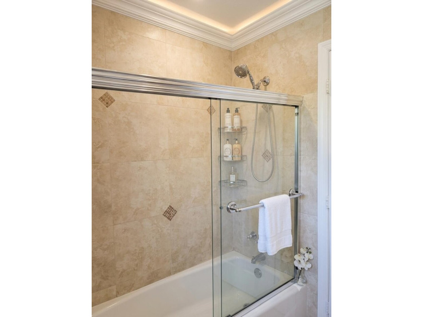 Discover the perfect blend of comfort, space, and convenience in - photo 12