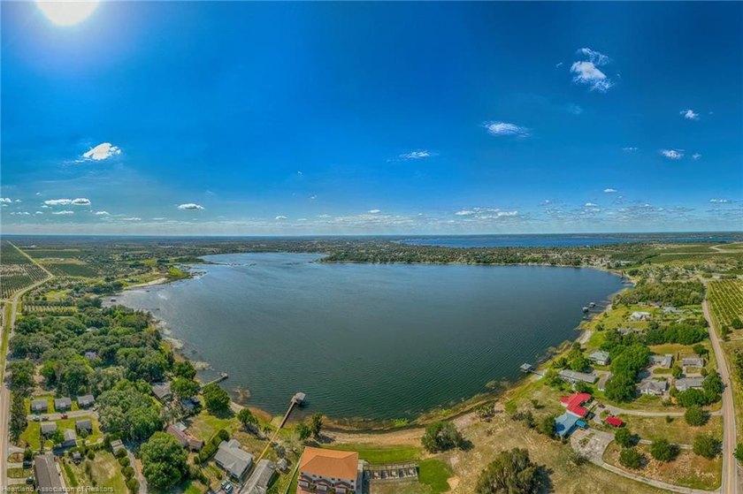 Like-New Luxury Lakefront Townhome - 4BR / 3.5BA / 3 Levels - - photo 14