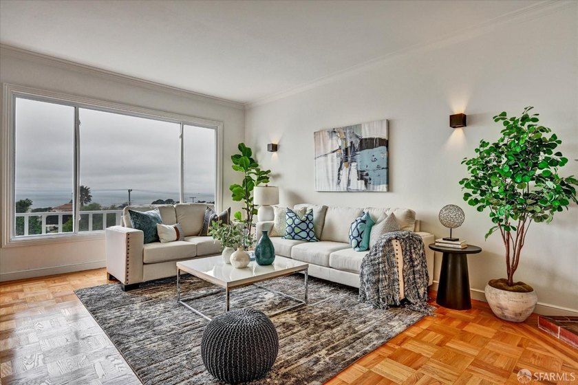 Central Sunset reversed floor plan home ideally situated on one - photo 15