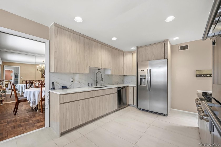 Spacious 3-bedroom, 2.5-bath ranch located in the Village of - photo 17