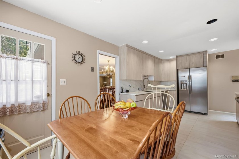 Spacious 3-bedroom, 2.5-bath ranch located in the Village of - photo 19