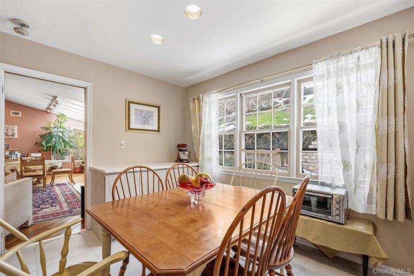 Spacious 3-bedroom, 2.5-bath ranch located in the Village of - photo 20