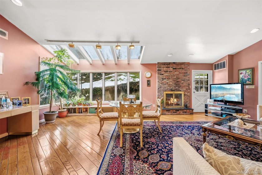 Spacious 3-bedroom, 2.5-bath ranch located in the Village of - photo 21