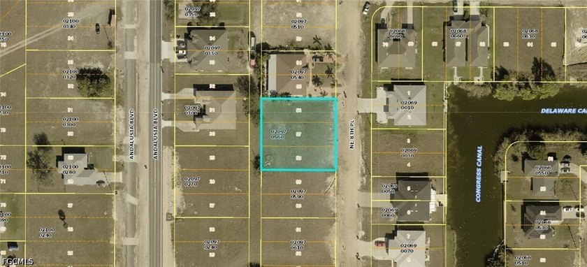 Oversized triple lot 120X125 zoned multi family/single family - photo 2