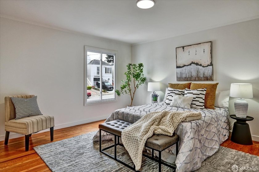Central Sunset reversed floor plan home ideally situated on one - photo 28