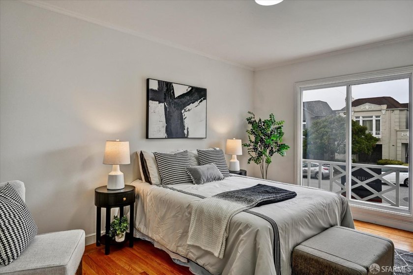 Central Sunset reversed floor plan home ideally situated on one - photo 31
