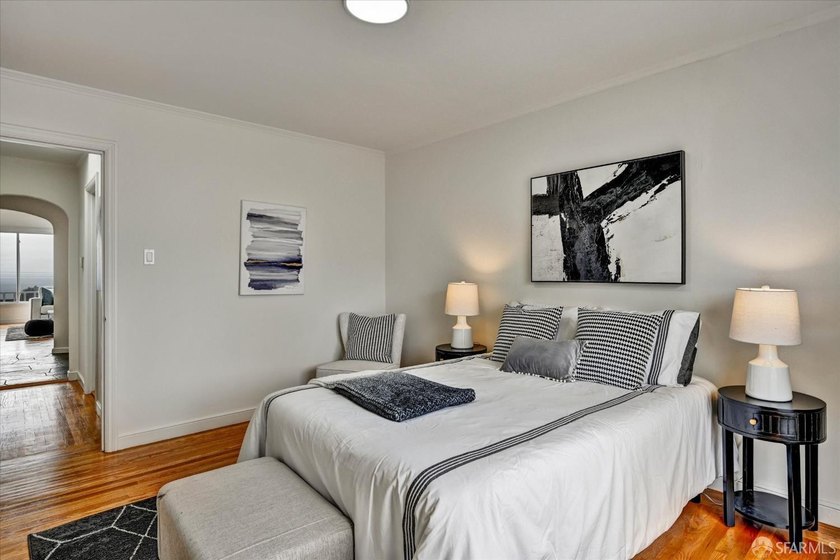 Central Sunset reversed floor plan home ideally situated on one - photo 32