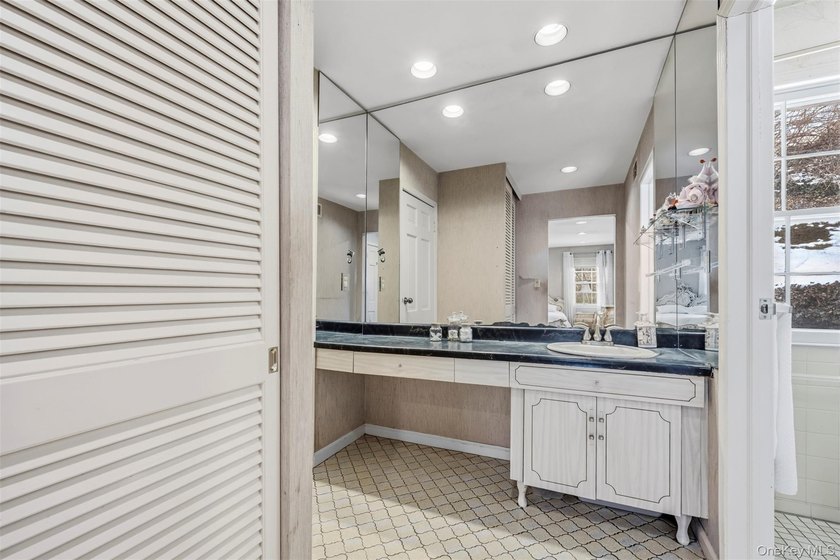 Spacious 3-bedroom, 2.5-bath ranch located in the Village of - photo 33