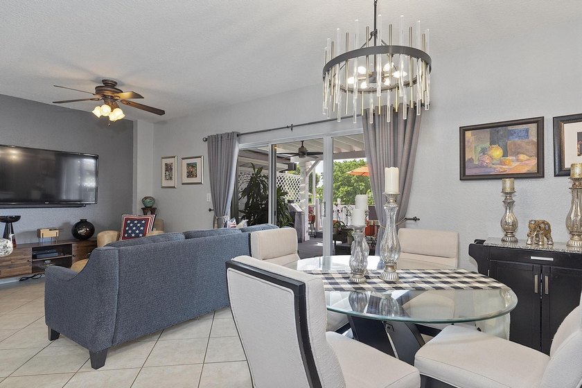 Beautiful 3-bedroom, 2.5-bath townhouse in the highly - photo 15