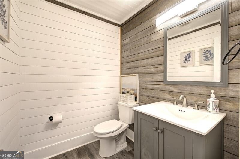 Great Buy with Over $200,000 in renovations since 2021 on this - photo 22