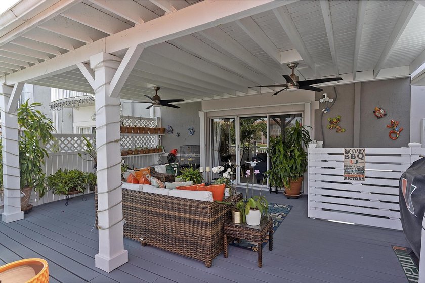Beautiful 3-bedroom, 2.5-bath townhouse in the highly - photo 47