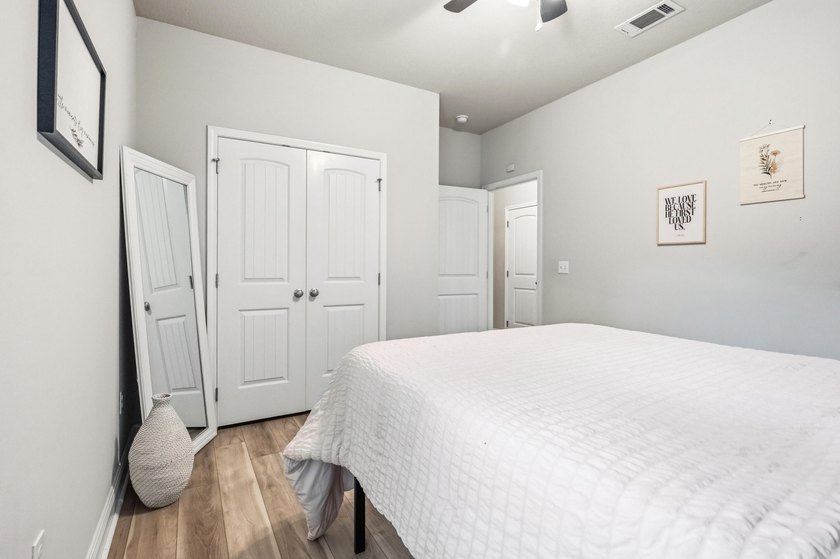 Newer LVP flooring flows through this open-concept Hammock Bay - photo 25