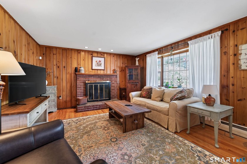 Welcome to 215 West Pond Rd. This beautifully maintained 4 - photo 11