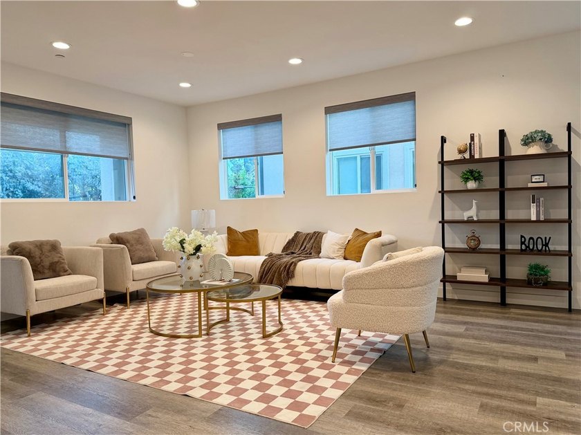 Welcome to Marigold 10, blending modern design with prime South - photo 6
