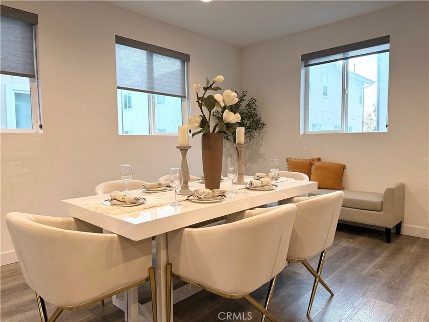 Welcome to Marigold 10, blending modern design with prime South - photo 7