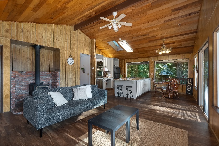 Lake Home on .8 acres, 105 feet of no bank waterfront - photo 16