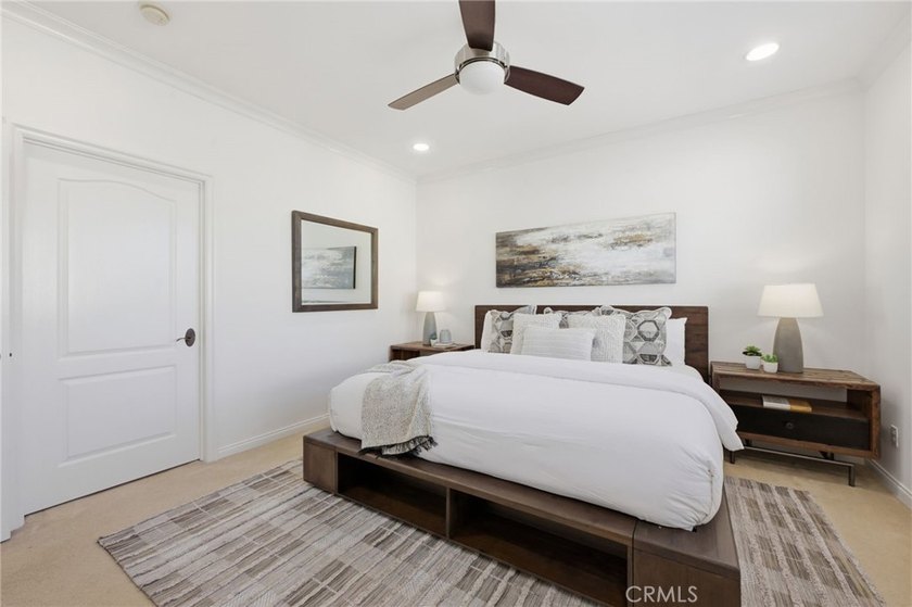 Fabulous location in downtown Huntington Beach-just 2 blocks to - photo 15