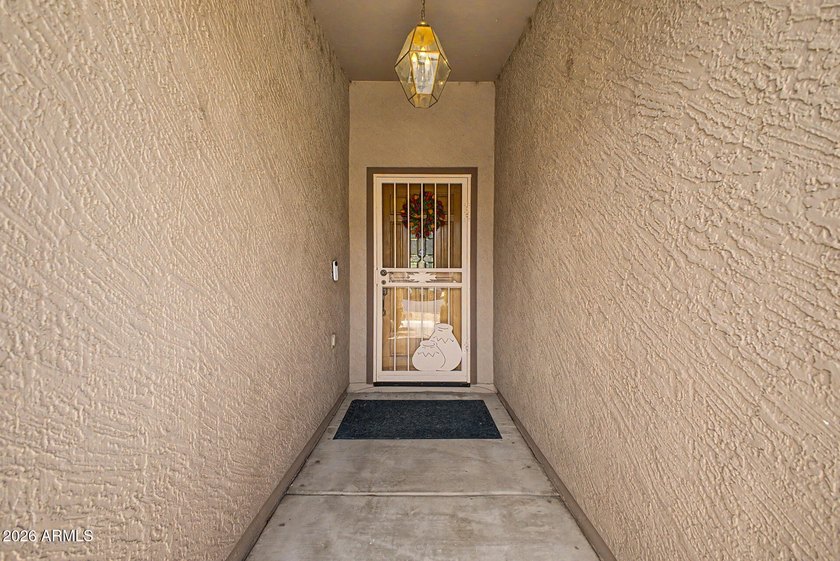 Welcome to Horseshoe Bay! This is a charming upgraded 3-bedroom - photo 3