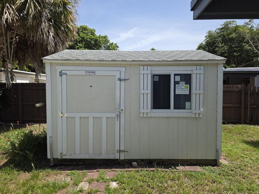 Welcome to this charming 3/2 detached residence in the Progresso - photo 11