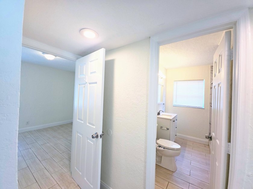 Welcome to this charming 3/2 detached residence in the Progresso - photo 21