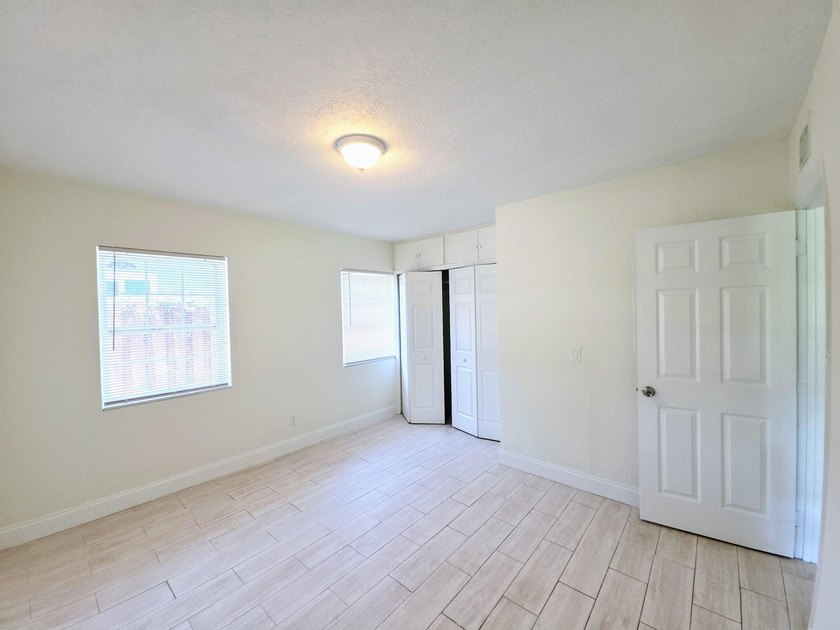 Welcome to this charming 3/2 detached residence in the Progresso - photo 26