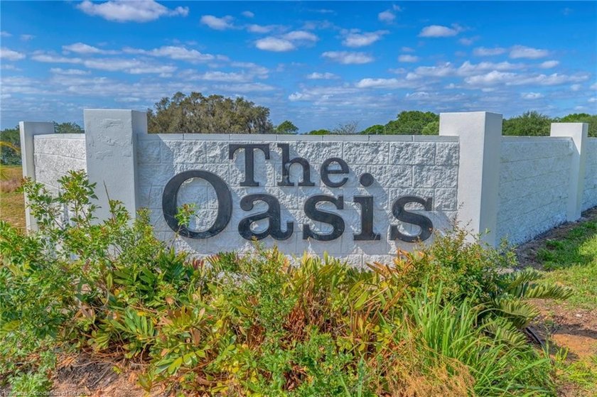 Like-New Luxury Lakefront Townhome - 4BR / 3.5BA / 3 Levels - - photo 15