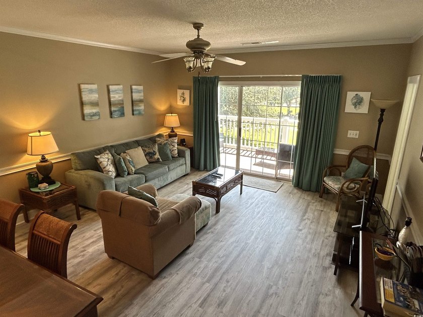 GORGEOUS REMODELED SECOND FLOOR TWO BEDROOM VILLLA IN - photo 2