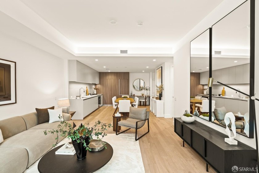 The Residences at Yerba Buena Island offer a rare opportunity to - photo 7