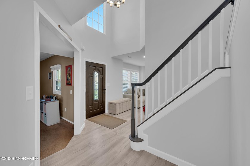 Welcome to 82 Moonlight Court located in the Silverton section - photo 9