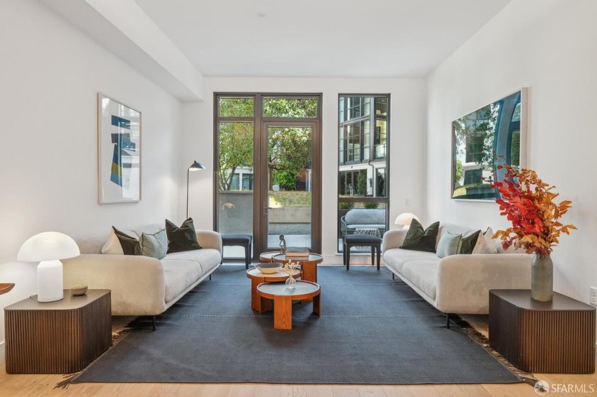 The Residences at Yerba Buena Island offer a rare opportunity to - photo 9