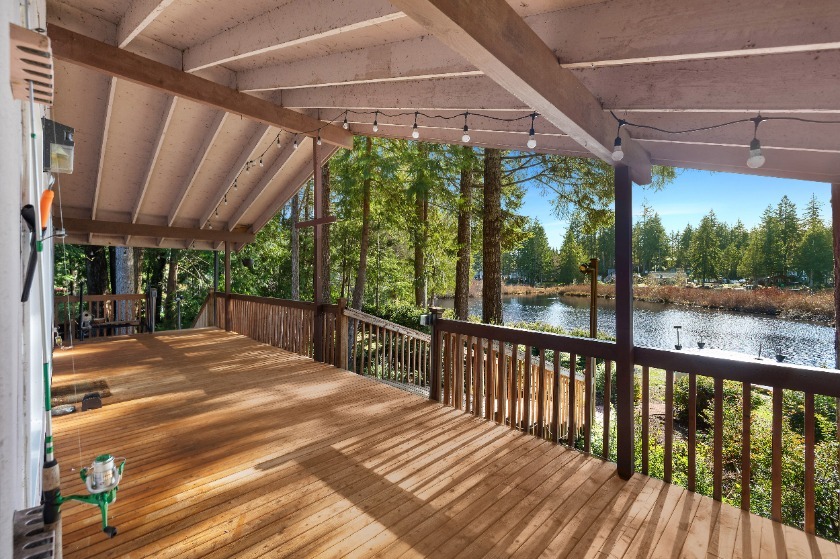Lake Home on .8 acres, 105 feet of no bank waterfront - photo 10