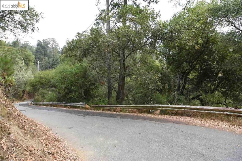 PRICE REDUCED!!! Tremendous opportunity to buy a Lot and build a - photo 6