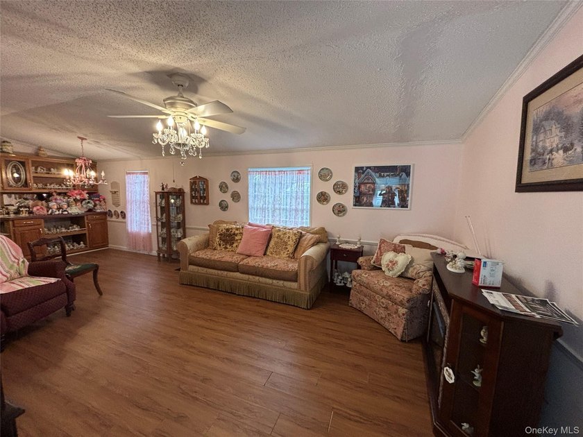 55+ Manufactured Home Land Lease Community Glenwood Village - photo 7