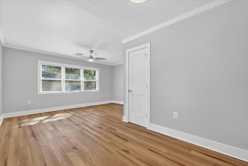 Turnkey duplex offering flexibility for investors - photo 8