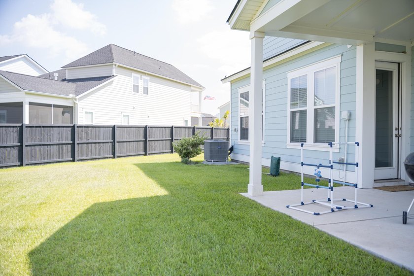 Better than new in Summerville's coveted Carnes Crossroads! This - photo 3