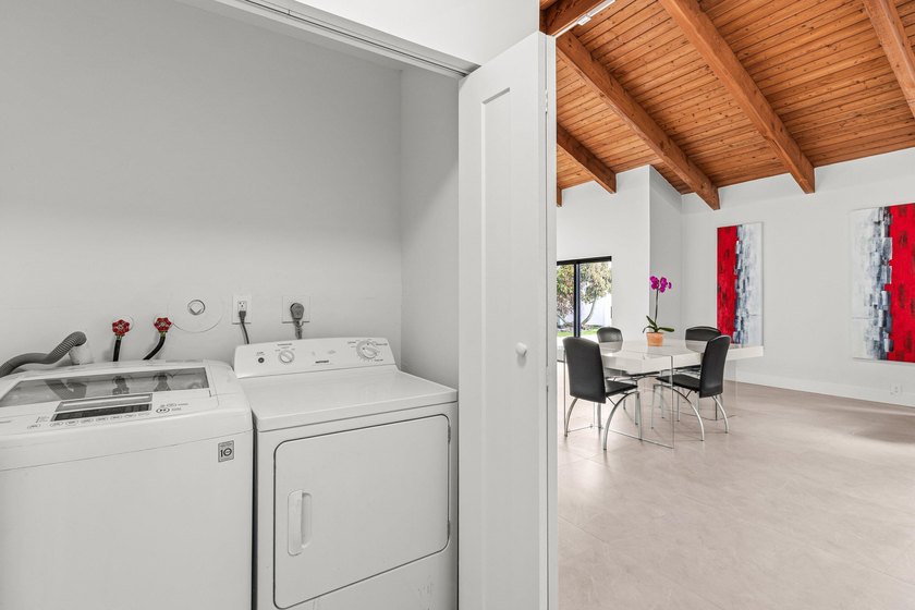 Stunning Modern Home with Heated Pool! Situated in desirable - photo 35