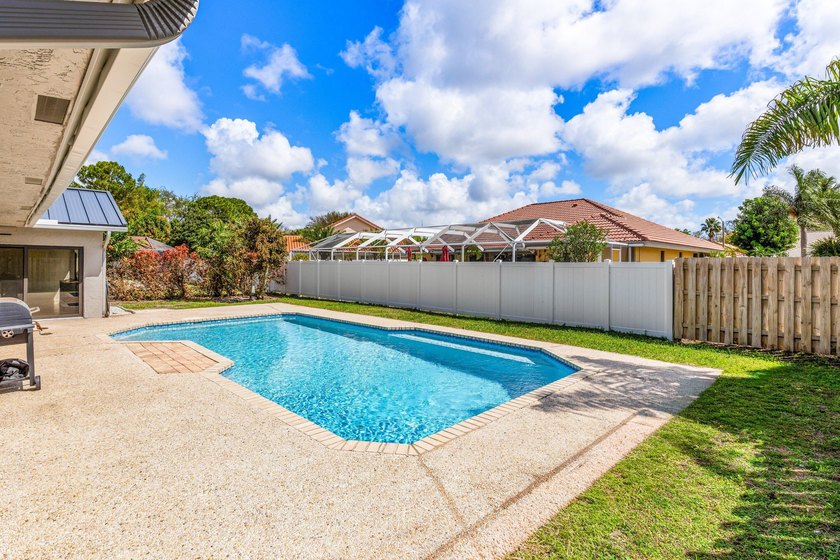 Stunning Modern Home with Heated Pool! Situated in desirable - photo 39