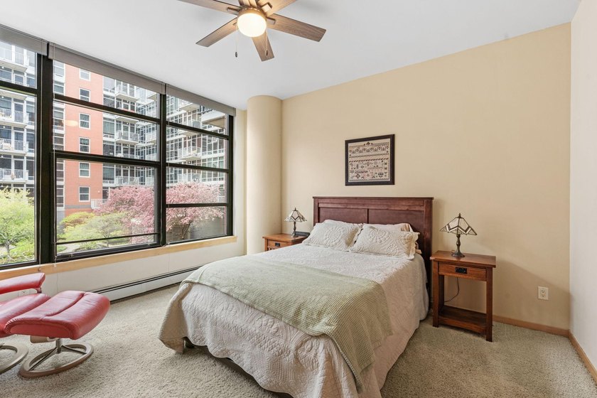 Enjoy the excitement of urban living in the heart of the Mill - photo 15