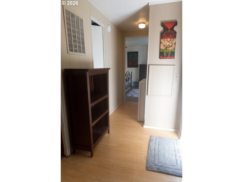 Welcome to this well kept 2 bedroom, 2 bathroom single-wide - photo 16