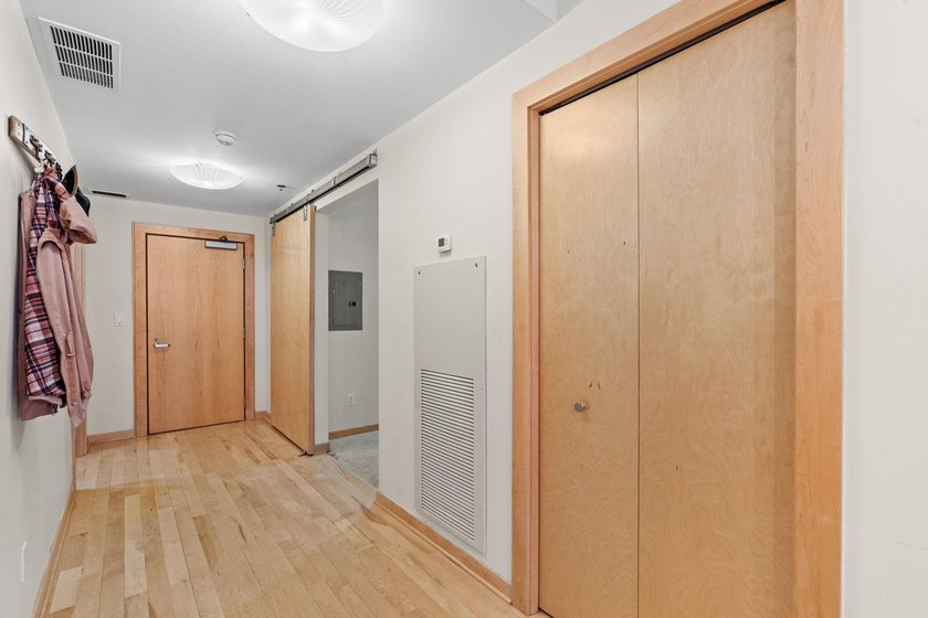 Enjoy the excitement of urban living in the heart of the Mill - photo 33