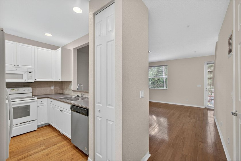 Turnkey investment opportunity in Abacoa with tenant in place at - photo 13