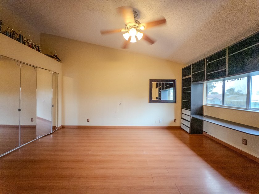 ACT FAST - waterfront, gated, investor-friendly! 2-story - photo 24