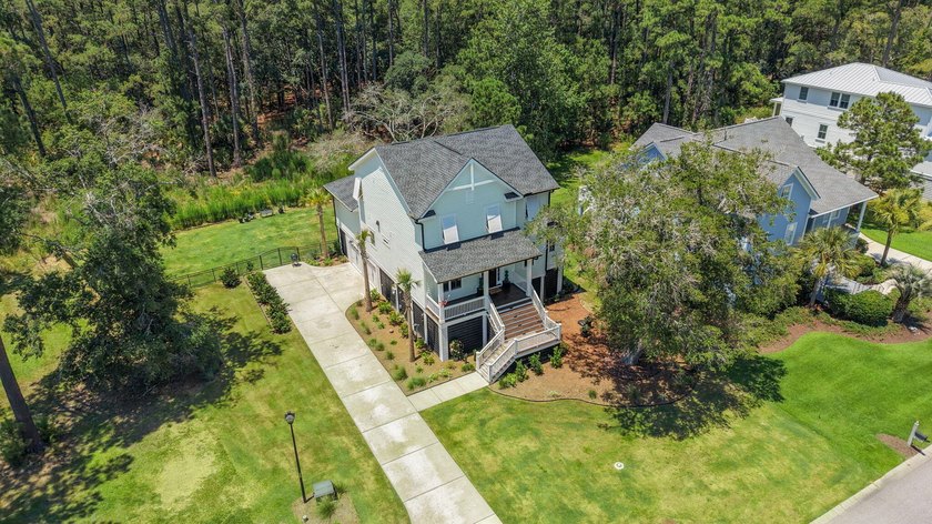Welcome to 2842 Maritime Forest! This newer construction custom - photo 3