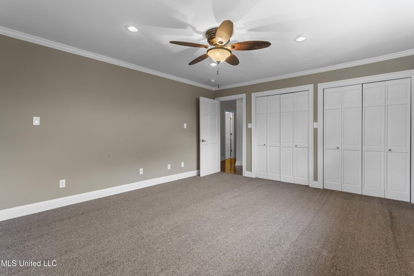 Bayou View Beauty - Perfect for Large or Multi-Generational - photo 32