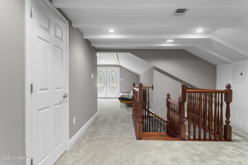 Bayou View Beauty - Perfect for Large or Multi-Generational - photo 35